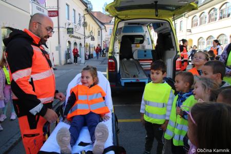 Tudi otroci kamniških šol in vrtcev so bili danes trajnostno povezavi  (79)